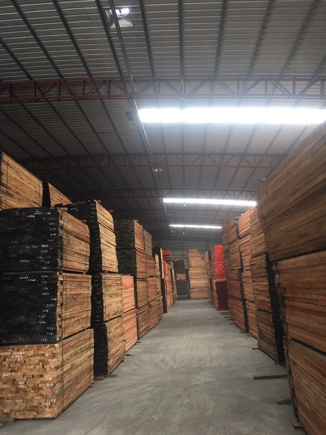 重胡桃木，海棠木，黃金胡桃木到貨貨訊